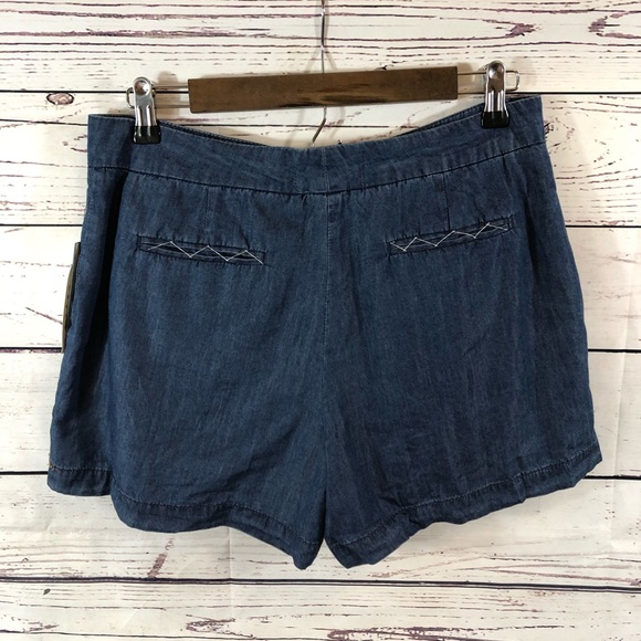 MAX STUDIO Odette “Denim” Shorts, NWT, size 6 - Picture 2 of 6